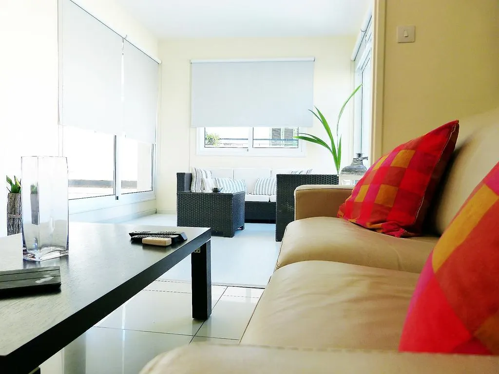 Apartman Luxury City Center Apartaments Lárnaka